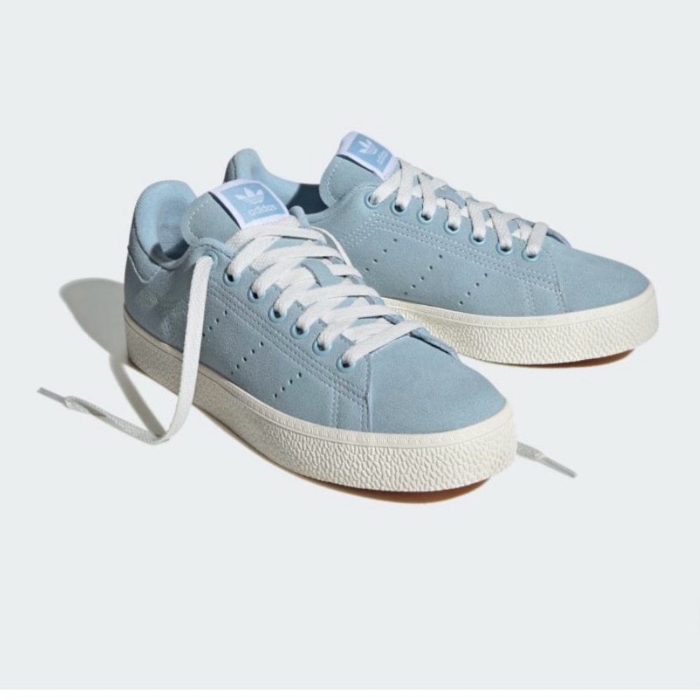 Adidas NIB Stan Smith tennis shoes in sky blue.